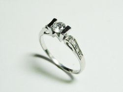 SRFP011 SOLITAIRE RING 1.000€.